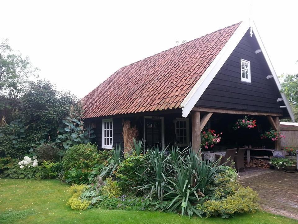 B & B De Pimpelmees 's-Gravenmoer エクステリア 写真